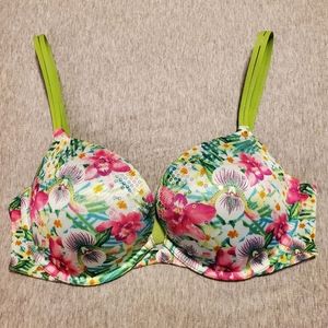 Victoria's Secret Very Sexy Push-Up Bra, Size 34D